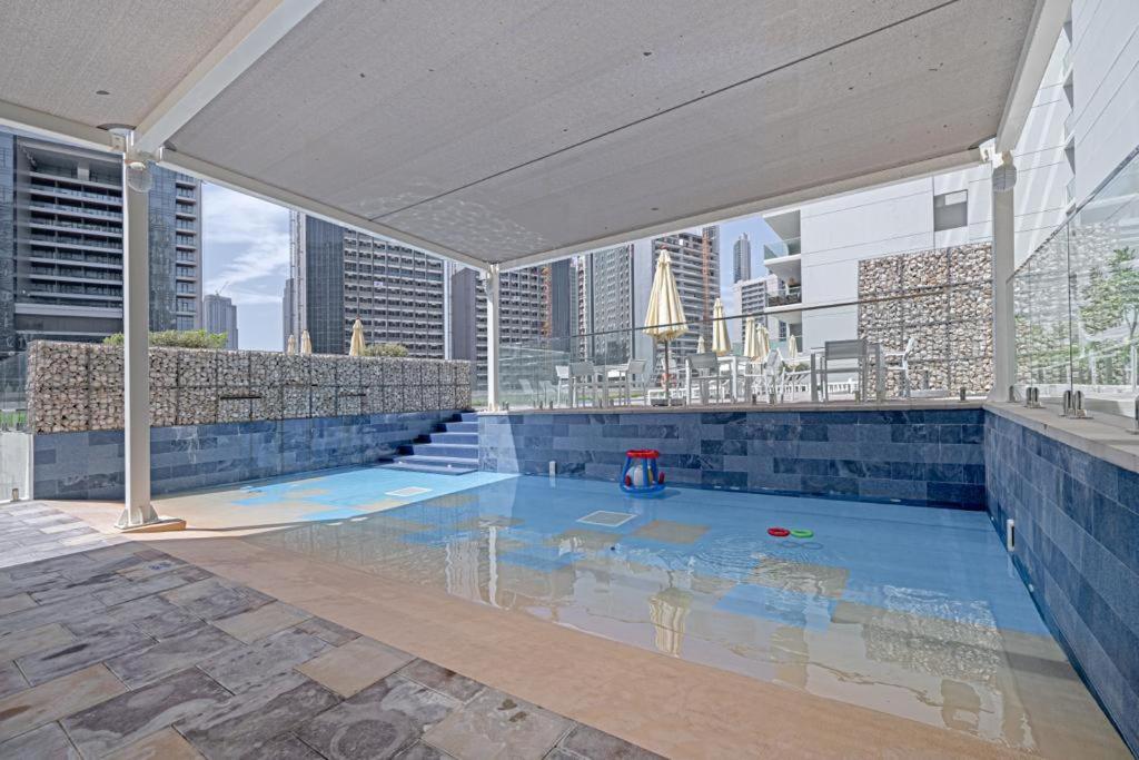 Fantastic One Bedroom Apartment With Burj-Khalifa View Dubaj Exteriér fotografie